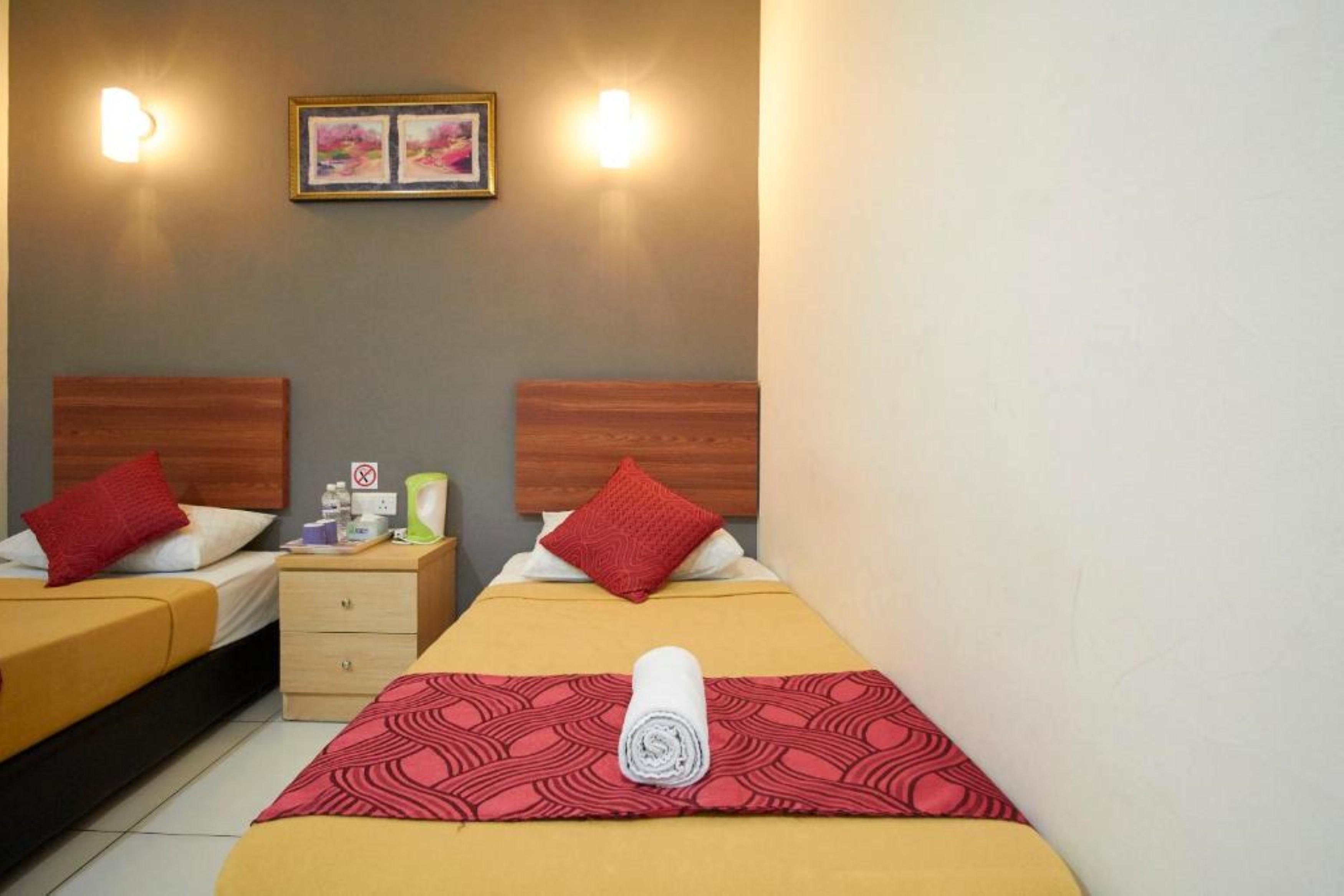 Coop Hotel Putrajaya & Cyberjaya Кампунг Денгкил Экстерьер фото