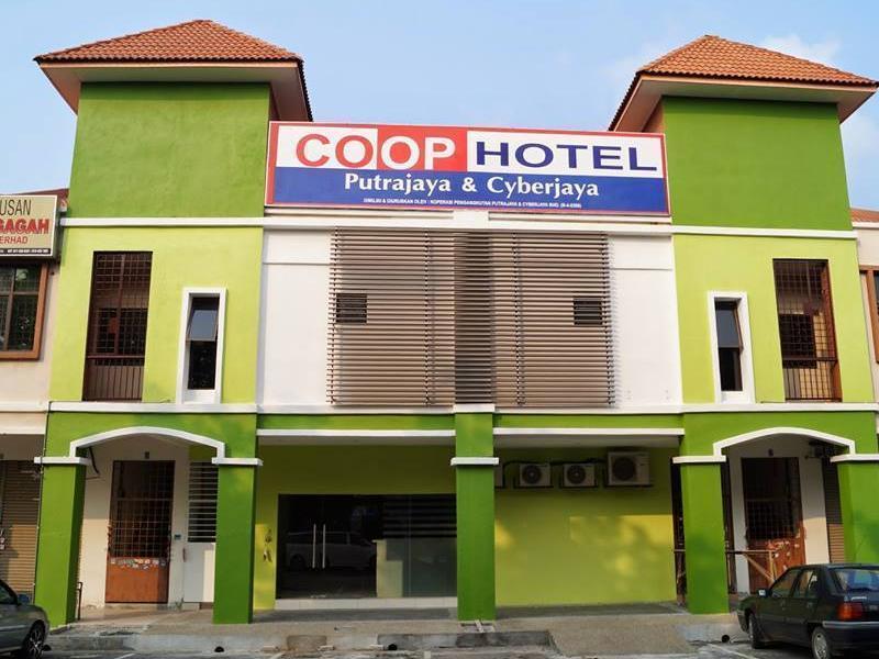 Coop Hotel Putrajaya & Cyberjaya Кампунг Денгкил Экстерьер фото