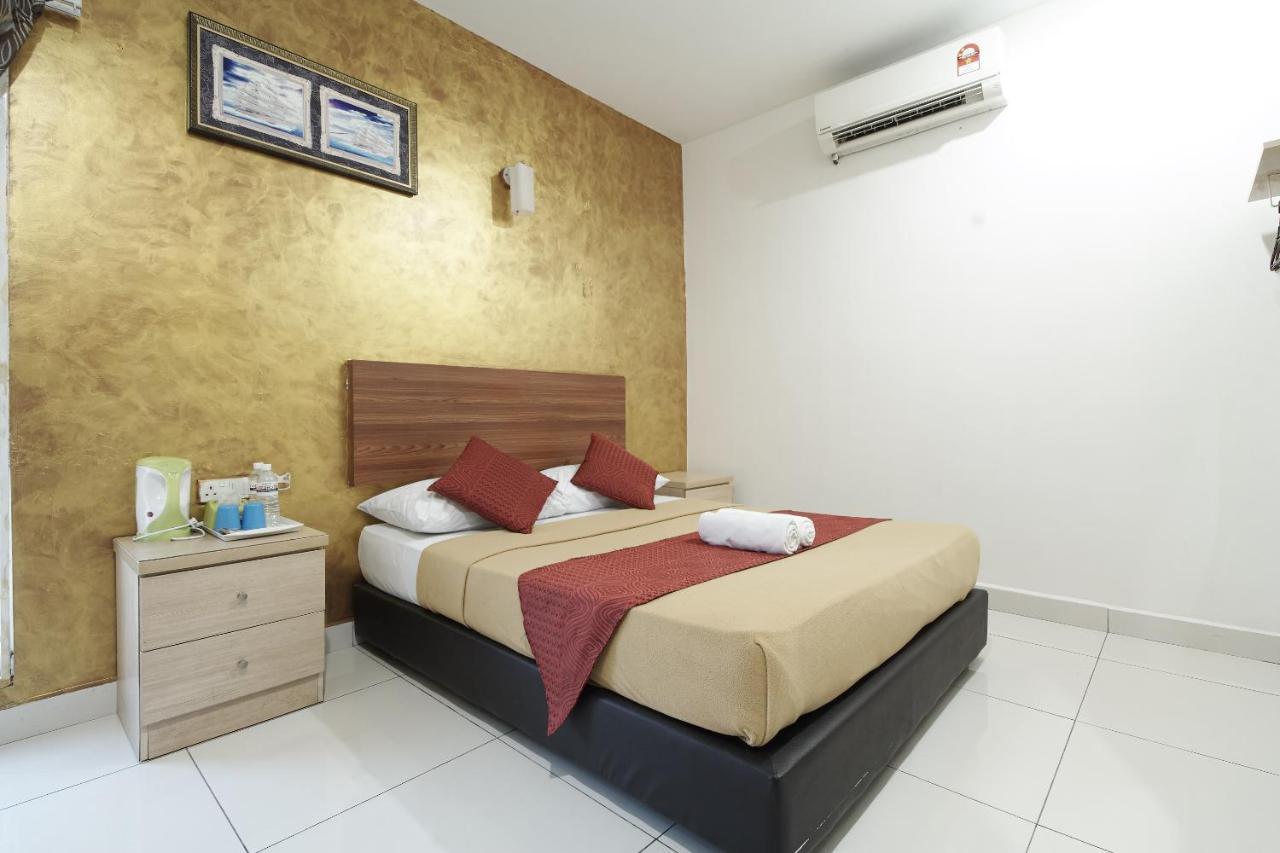Coop Hotel Putrajaya & Cyberjaya Кампунг Денгкил Экстерьер фото